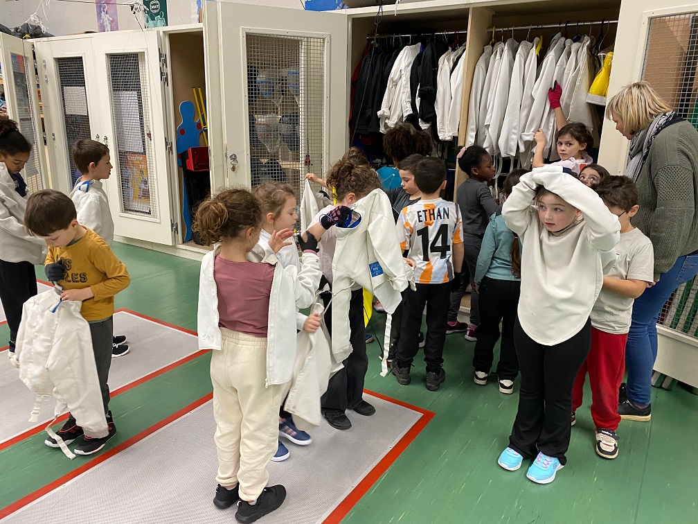 escrime4-cp-ce1-ecole-saint-françois-caen escrime4-cp-ce1-ecole-saint-françois-caen