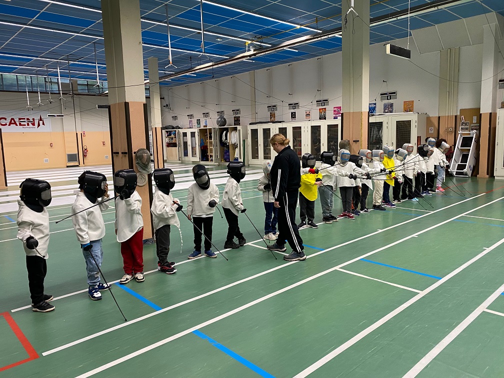escrime8-cp-ce1-ecole-saint-françois-caen escrime8-cp-ce1-ecole-saint-françois-caen